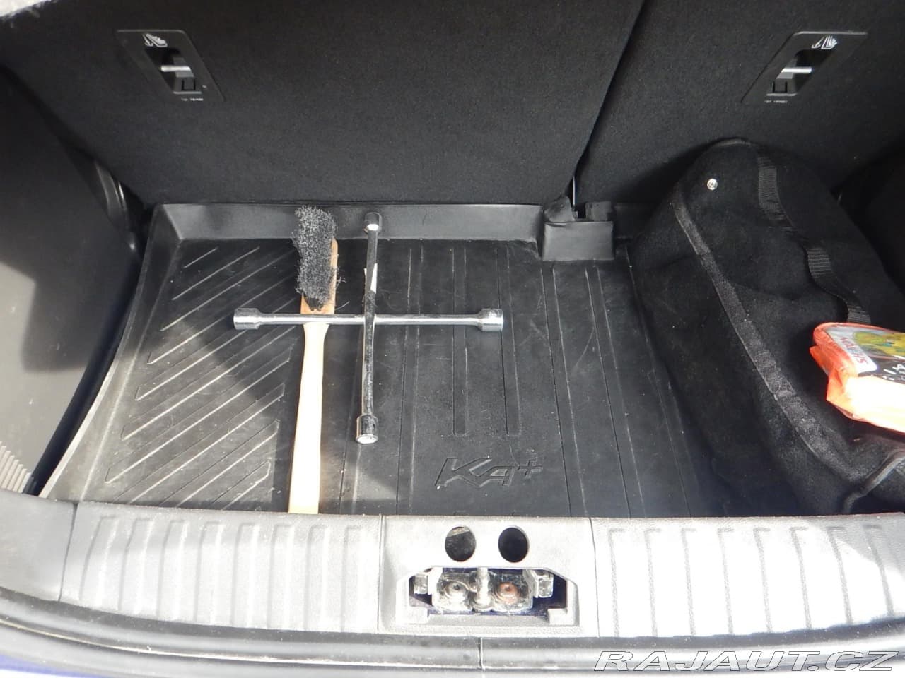 2016 Ford Ostatní - 15