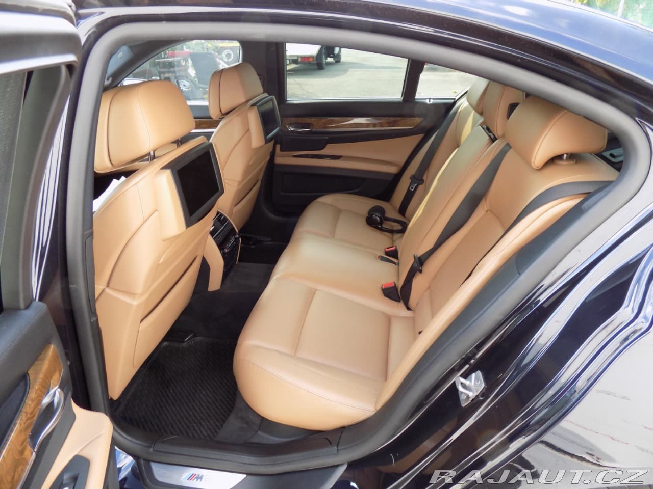 2012 BMW 7-Series - 10