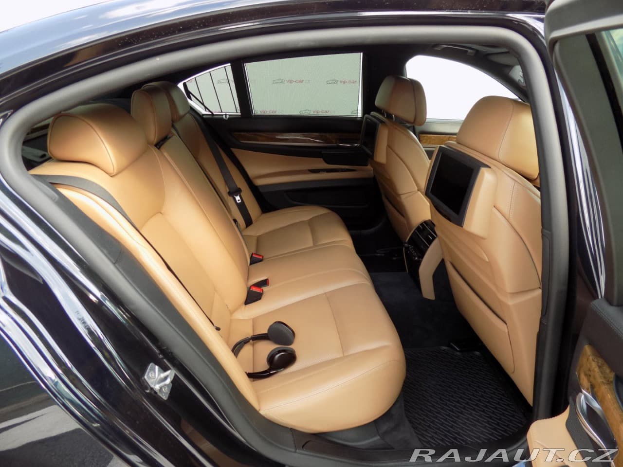 2012 BMW 7-Series - 19