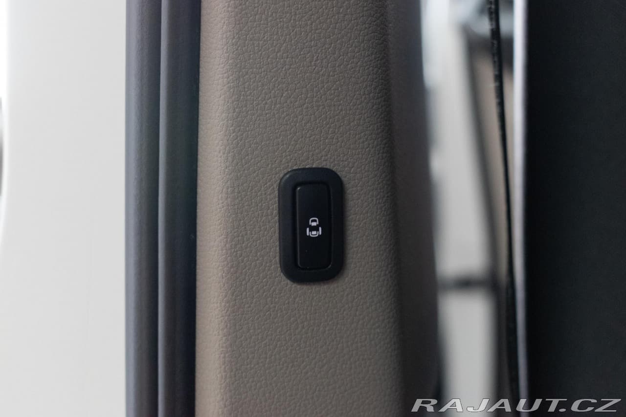 2023 Volkswagen Multivan - 15