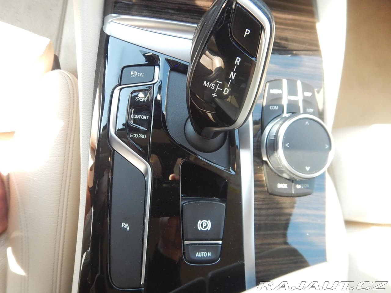 2019 BMW 5-Series - 20