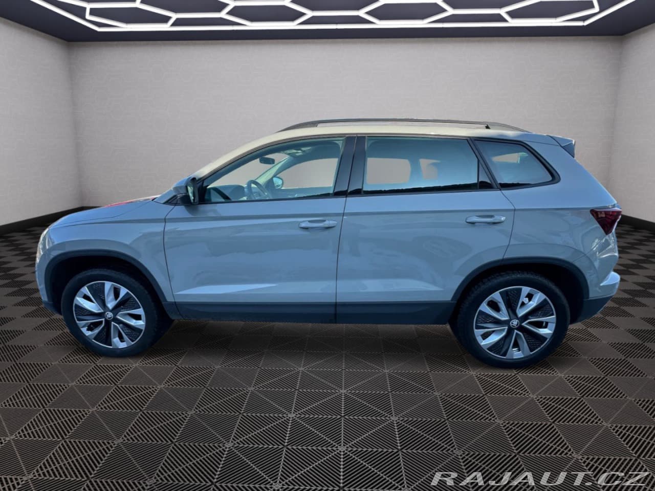 2022 Škoda Karoq - 8