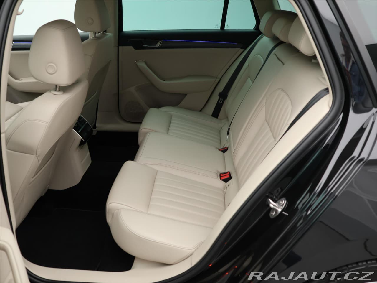 2022 Škoda Superb - 15