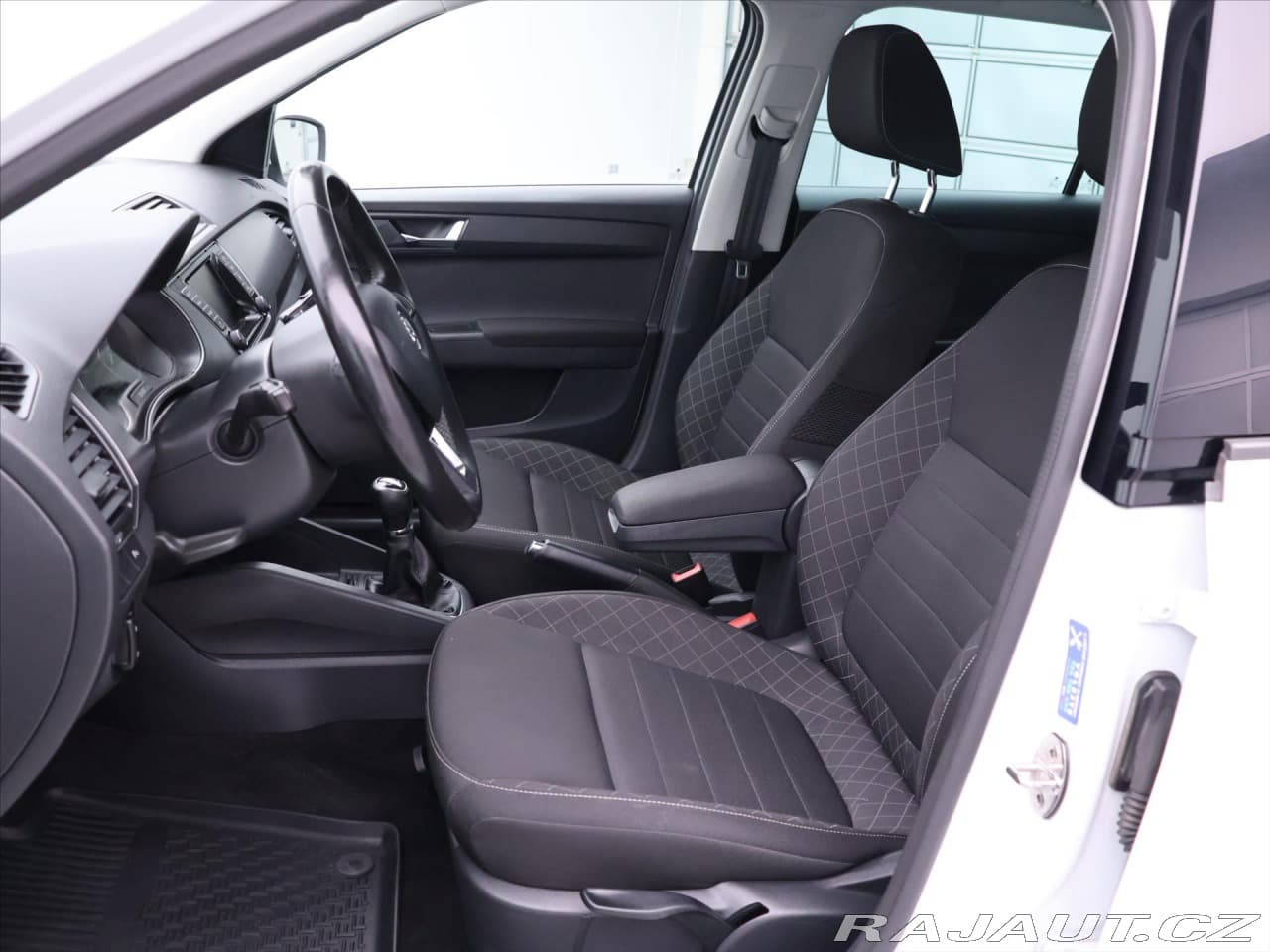 2016 Škoda Fabia - 10