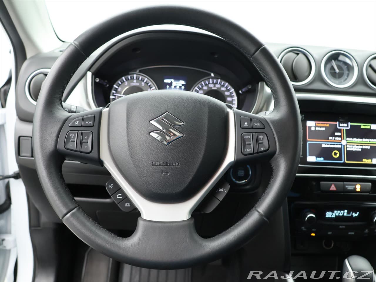 2019 Suzuki Vitara - 18