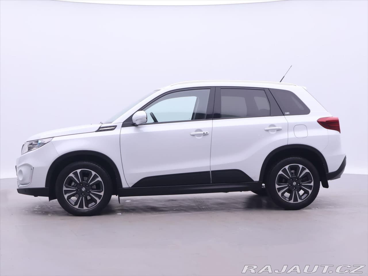 2019 Suzuki Vitara - 4