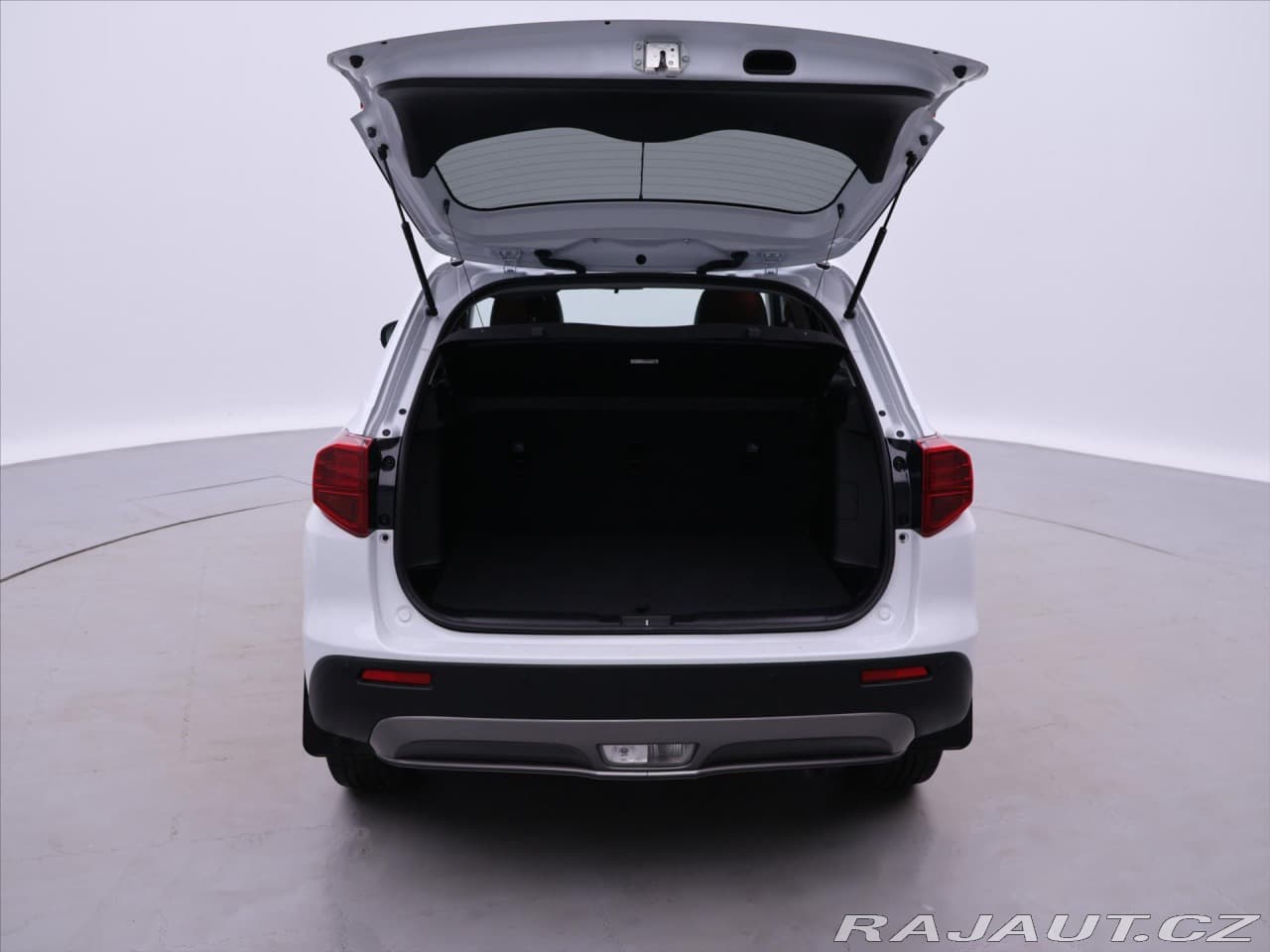 2019 Suzuki Vitara - 9