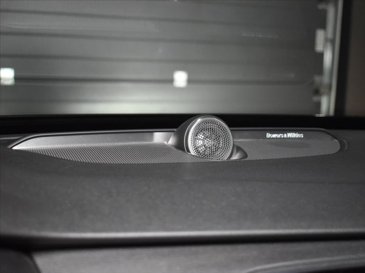 2016 Volvo Xc90 - 16