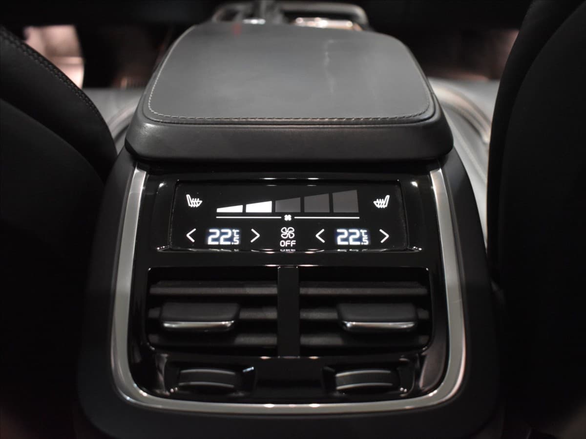 2016 Volvo Xc90 - 17