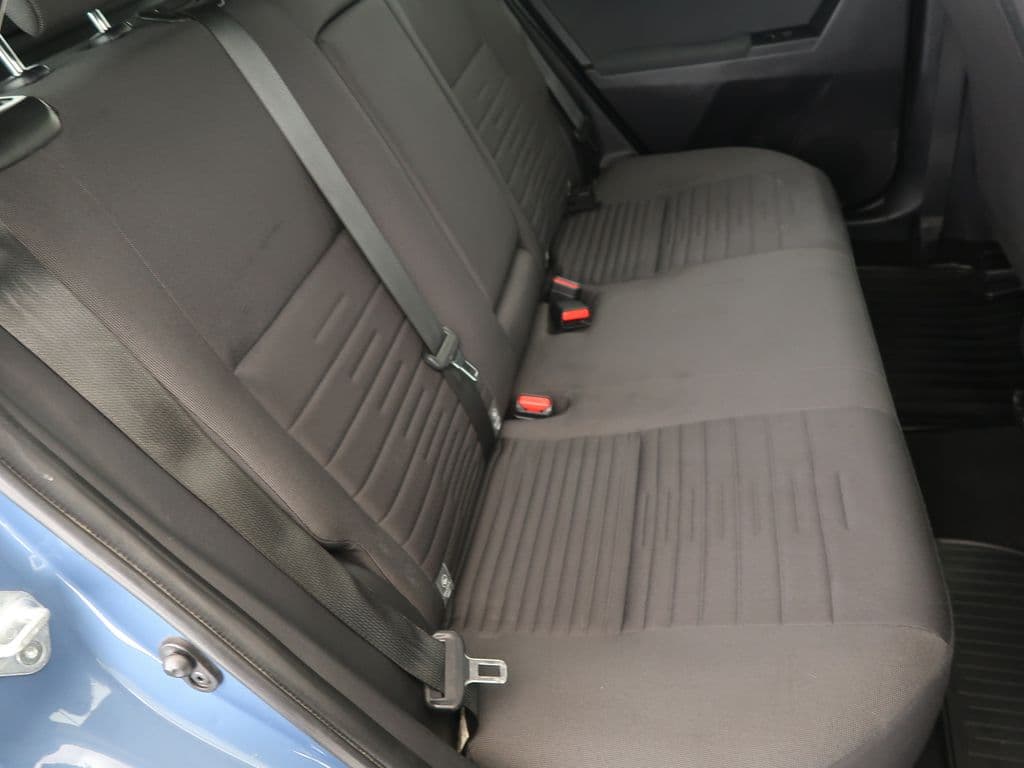 2016 Toyota Auris - 12