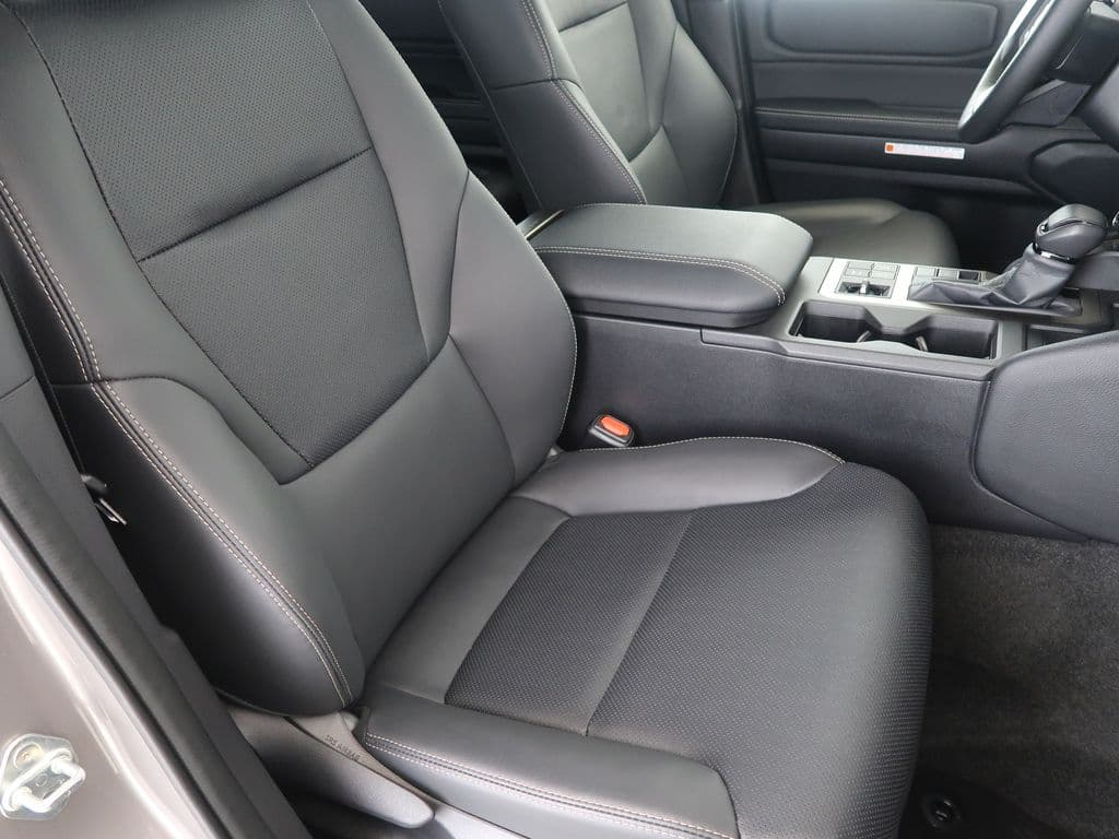 2025 Toyota Land Cruiser - 16