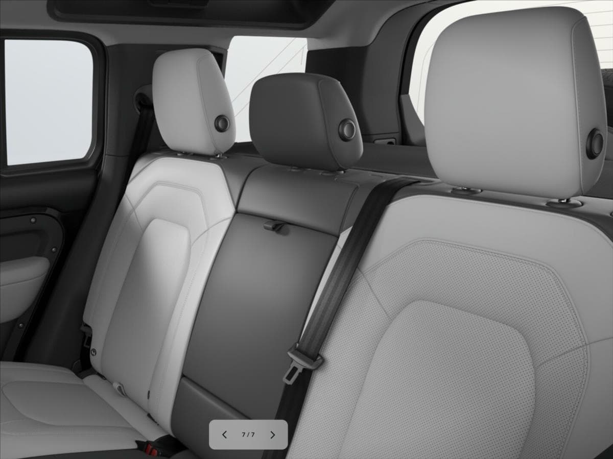 2026 Land Rover Defender - 7