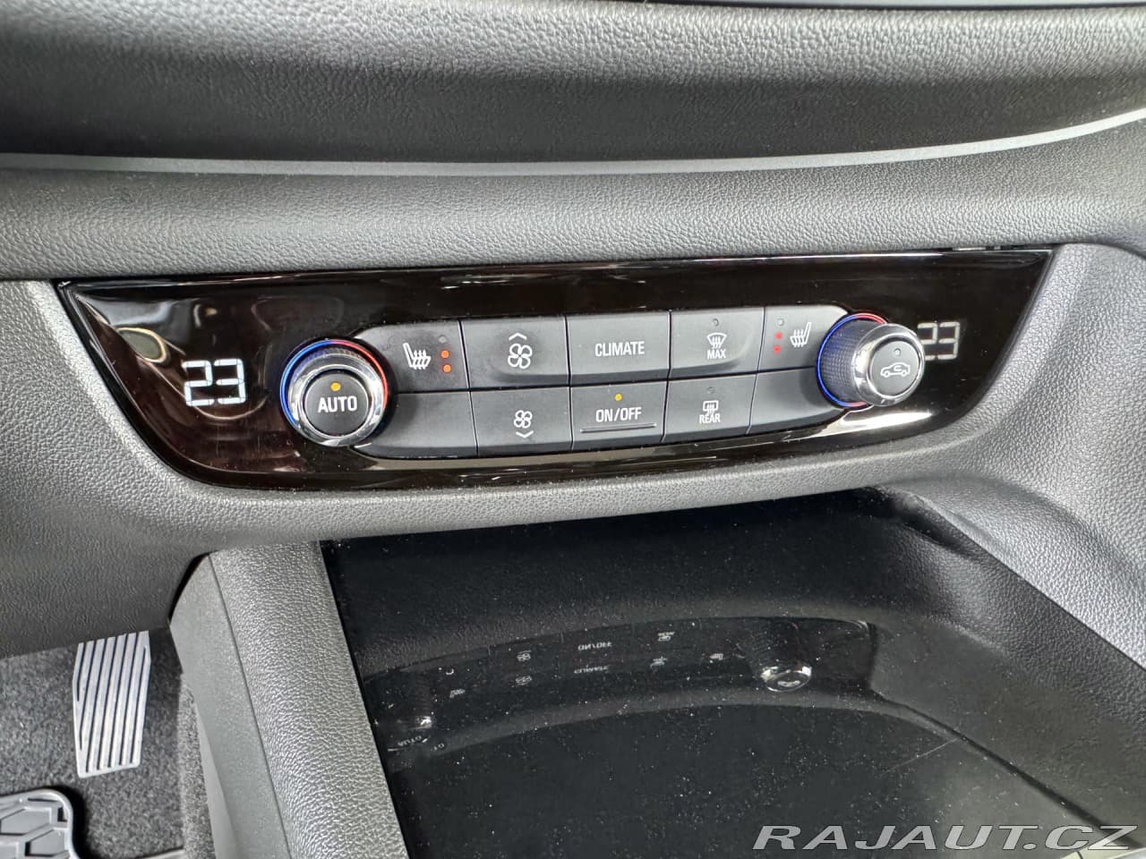 2021 Opel Insignia - 20