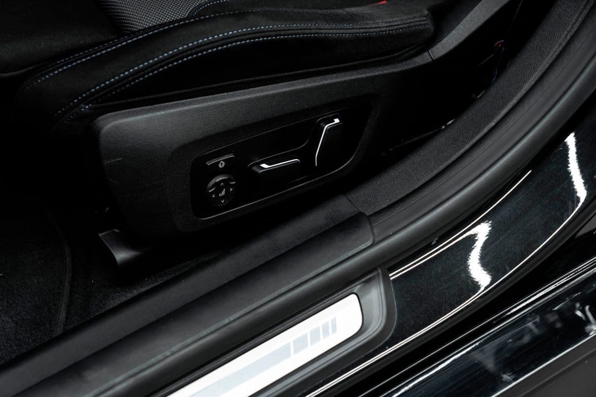 2025 BMW 4-SERIES - 18