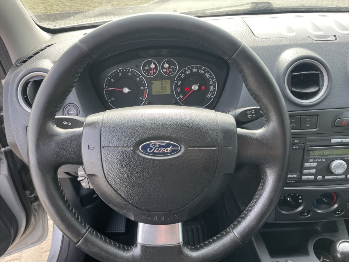 2012 Ford Fusion - 14