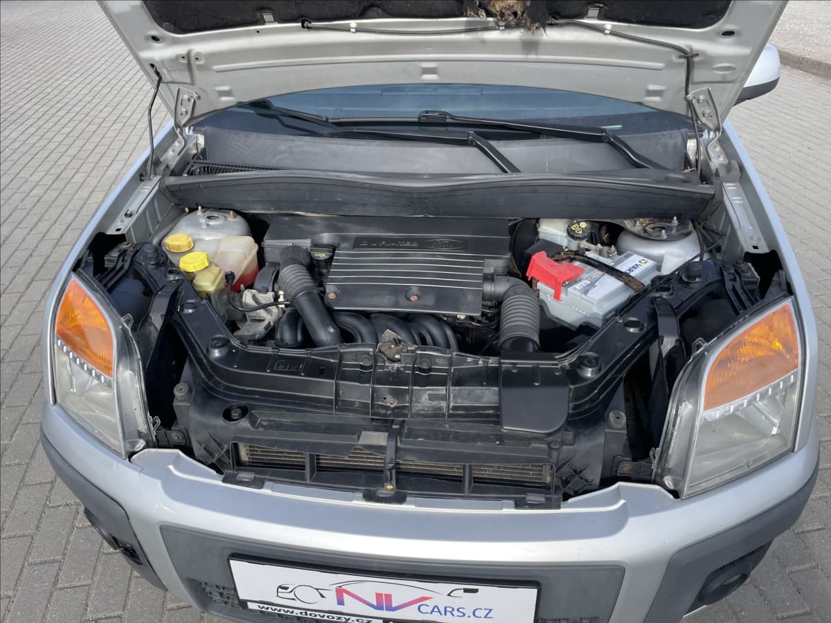 2012 Ford Fusion - 20