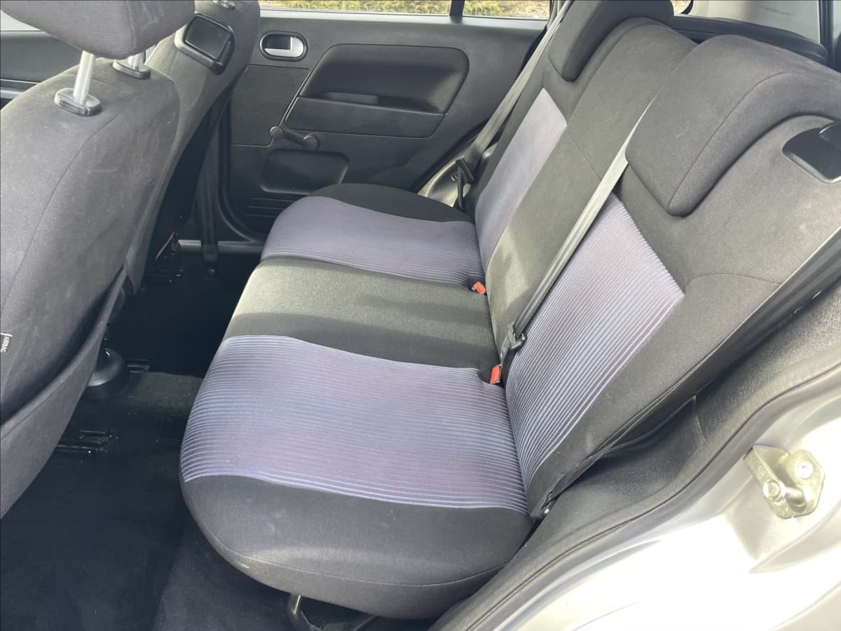 2012 Ford Fusion - 8