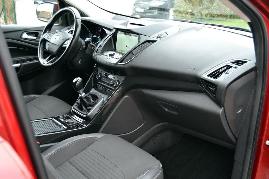 2017 Ford Kuga - 16