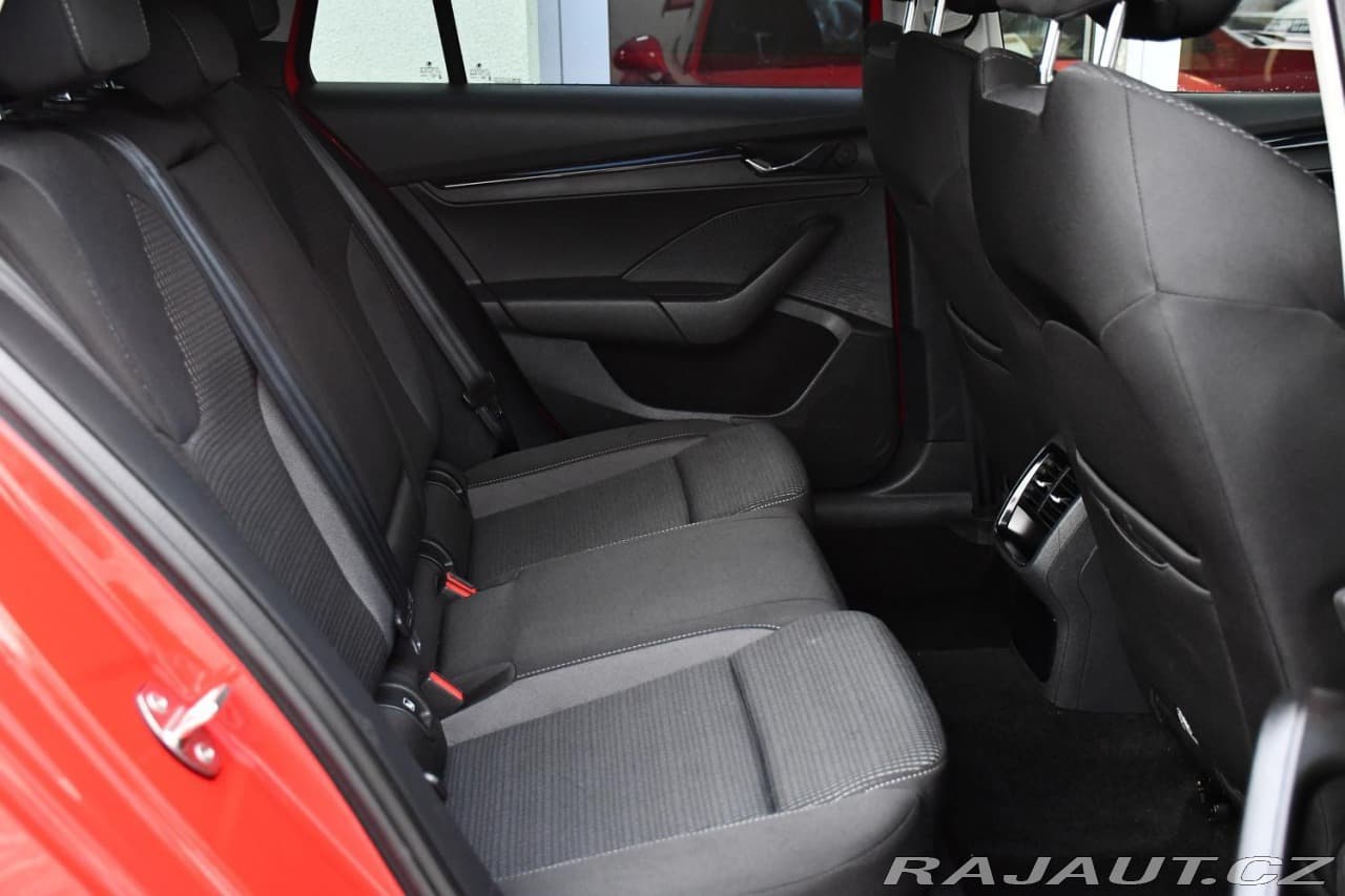 2020 Škoda Octavia - 20