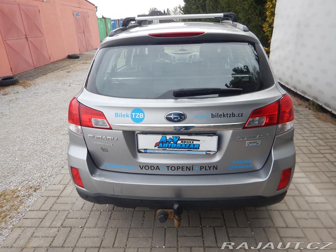 2010 Subaru Outback - 5