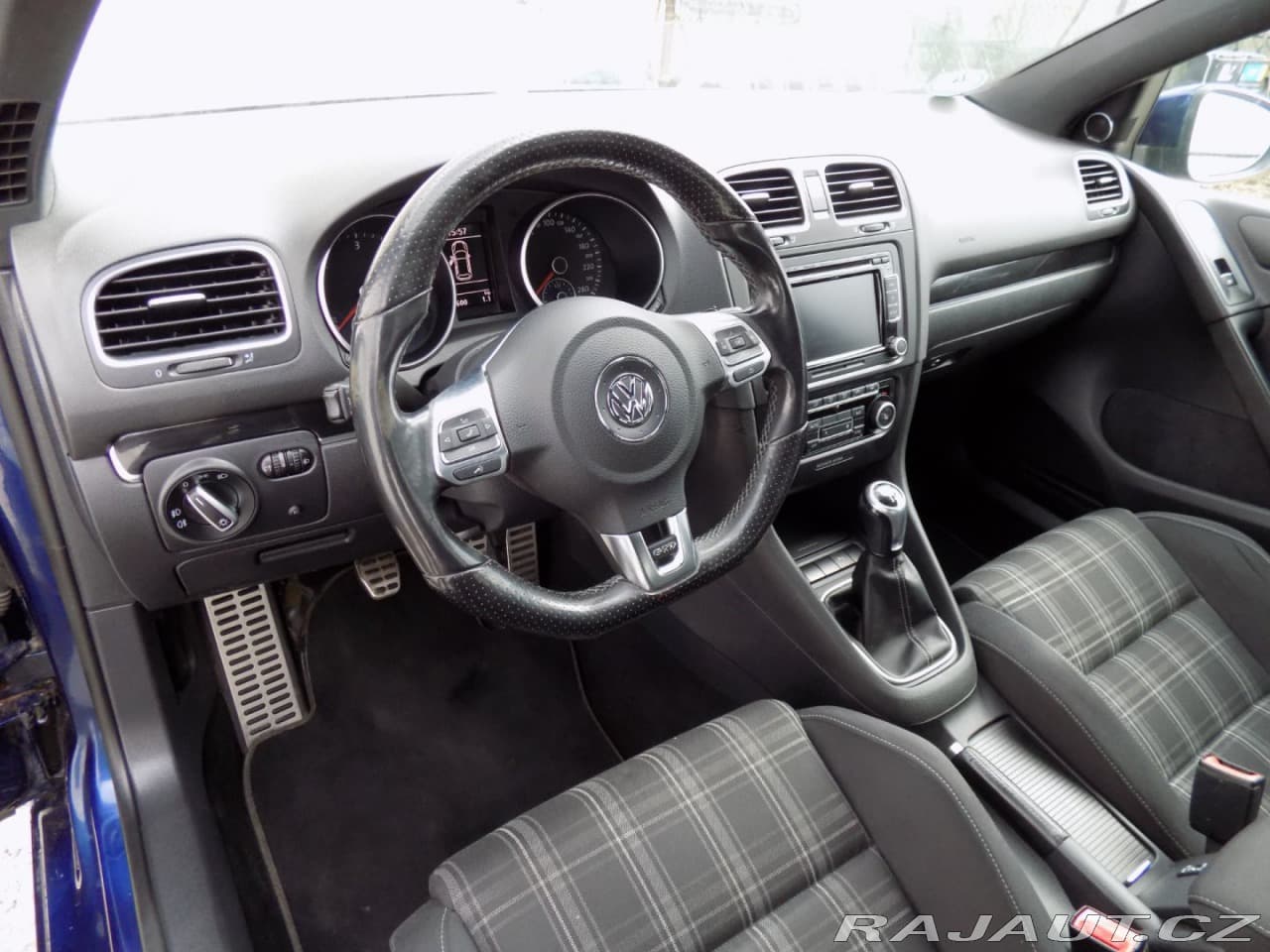 2012 Volkswagen GOLF - 13