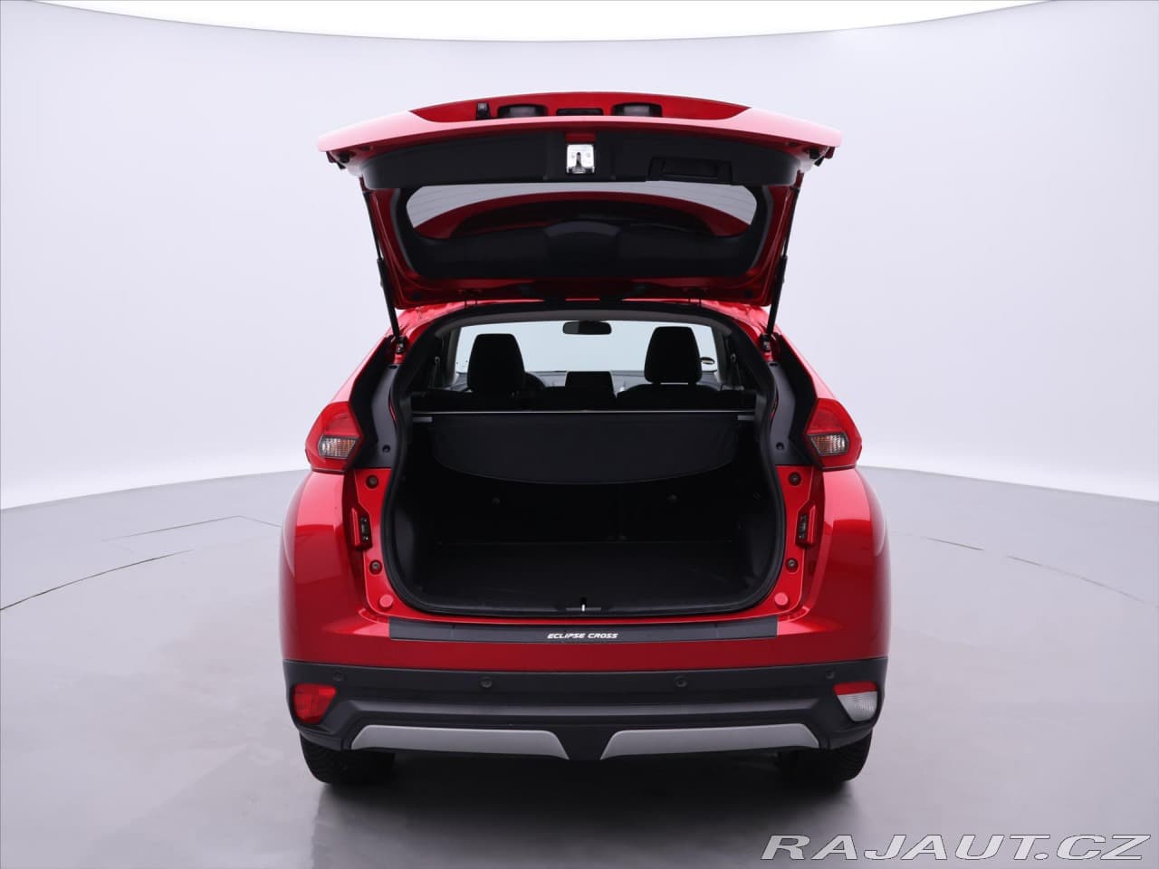 2018 Mitsubishi Eclipse - 9