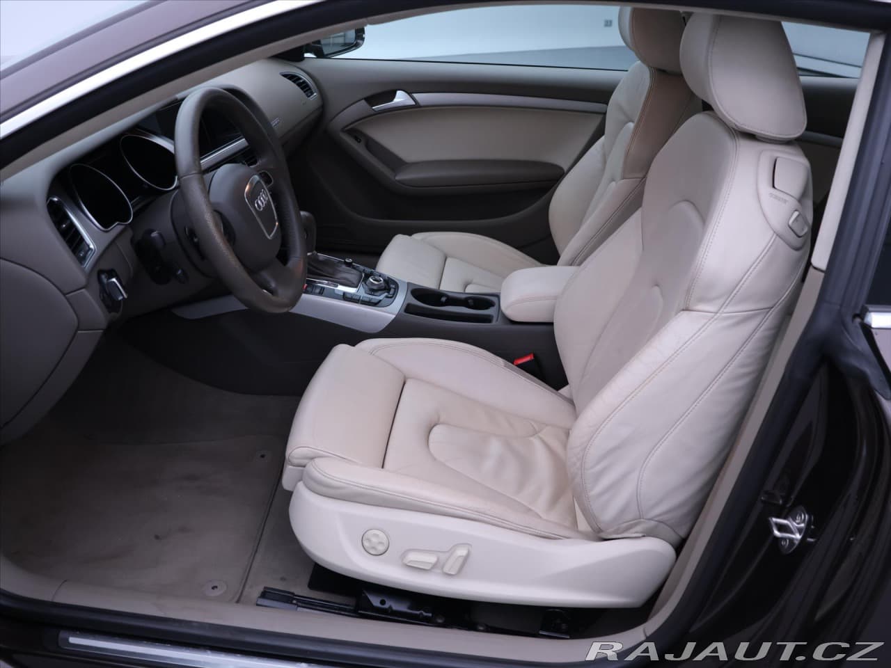 2011 Audi A5 - 11