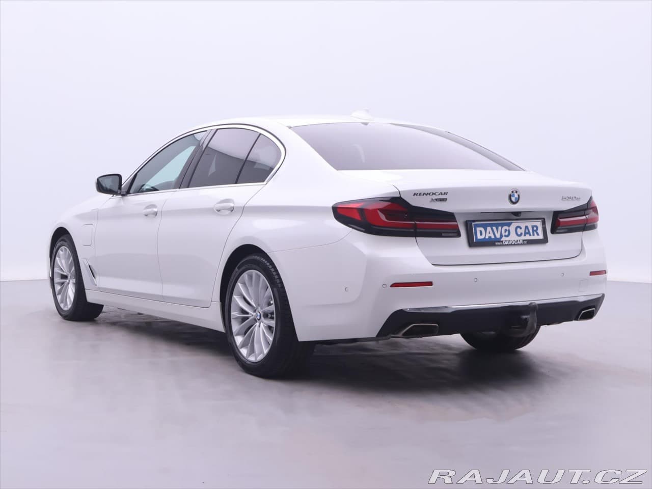 2021 BMW 5-Series - 5