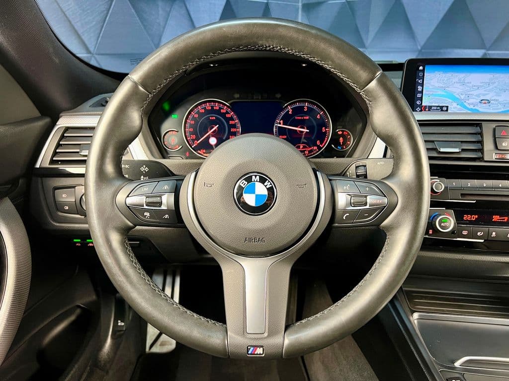 2019 BMW 3-Series - 13