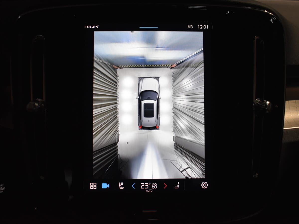 2024 Volvo Xc40 - 17