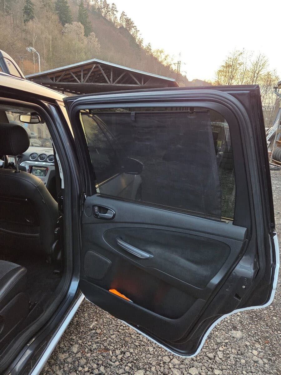 2008 Ford Galaxy - 13