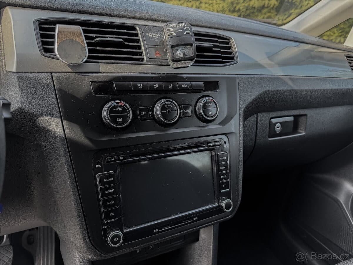 2015 Volkswagen Caddy - 9