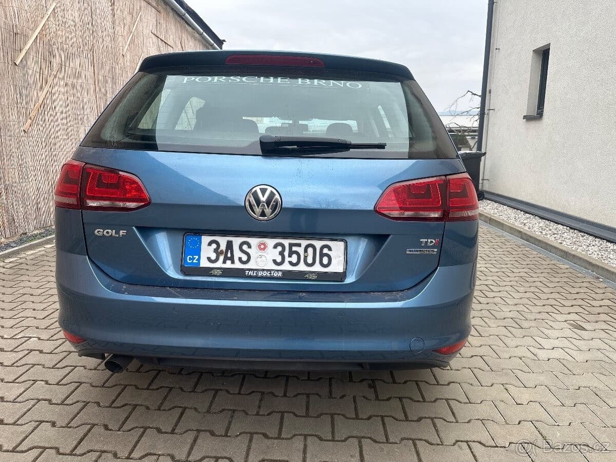 2013 Volkswagen Golf - 5