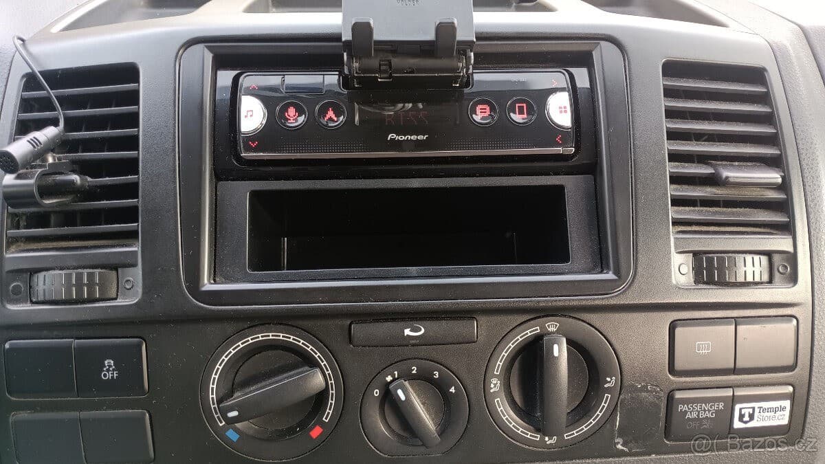 2019 Volkswagen Transporter - 10