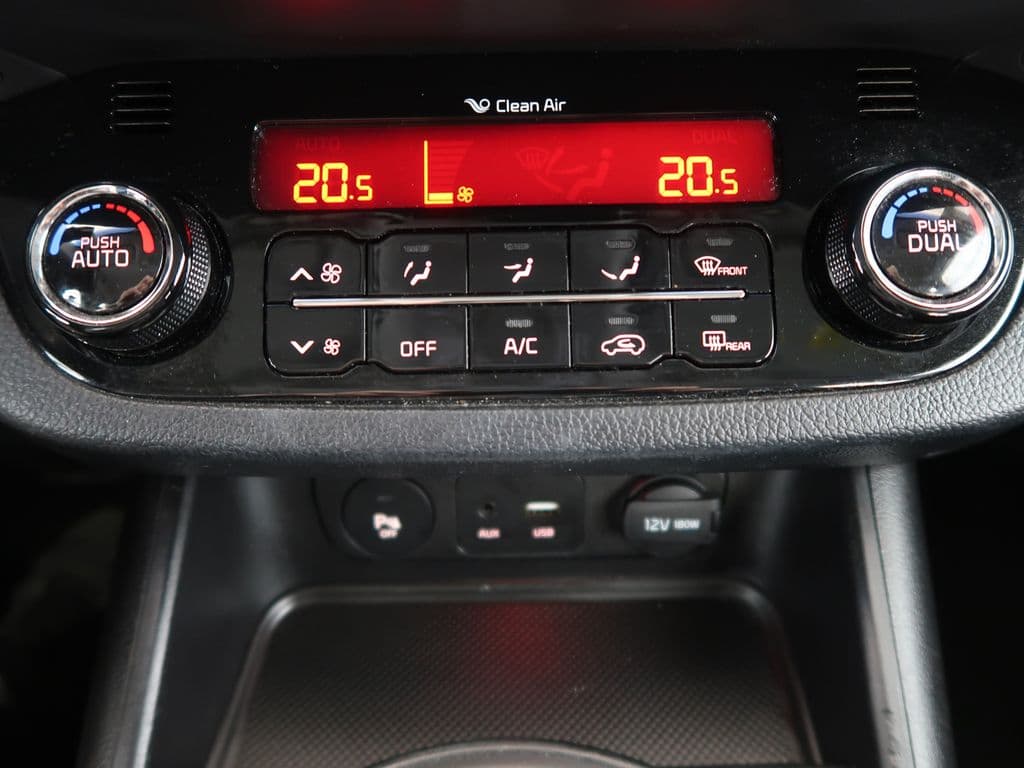 2015 Kia Sportage - 17