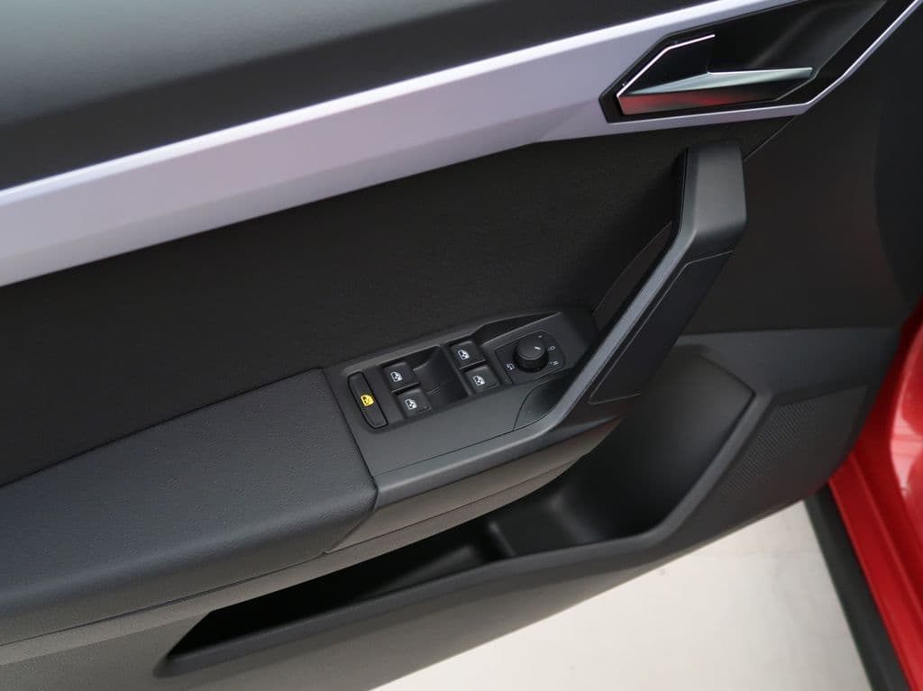 Seat Arona - 13
