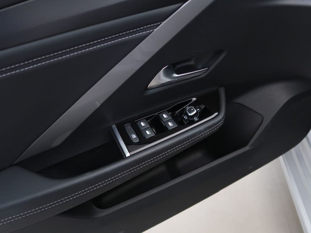 2025 Opel Astra - 13