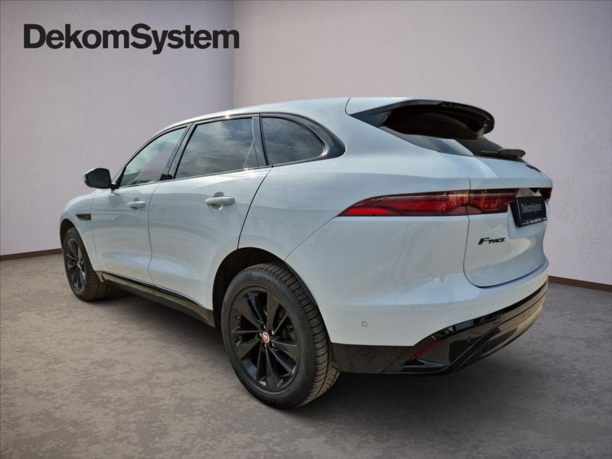 2021 Jaguar F-PACE - 4