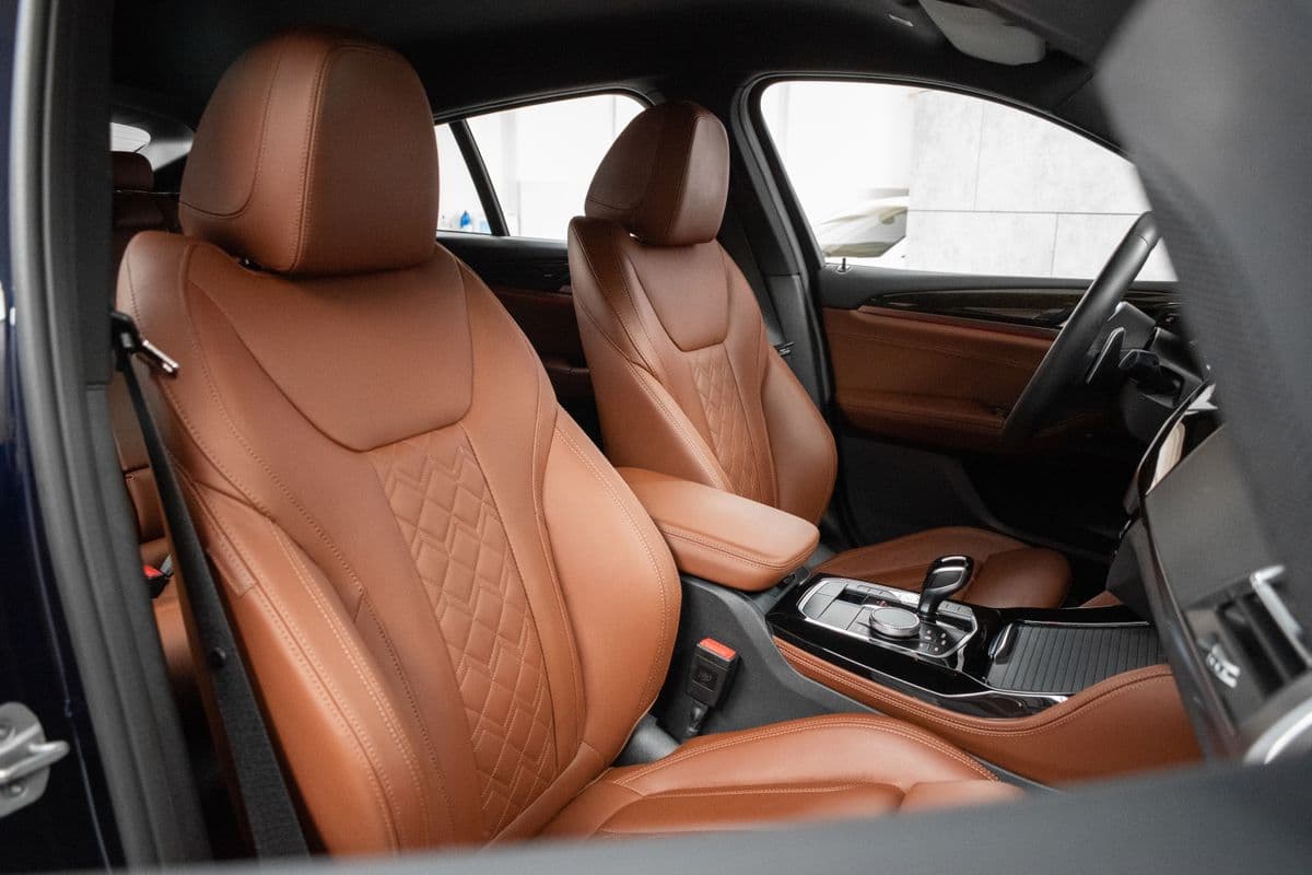 2020 Škoda SUPERB - 11