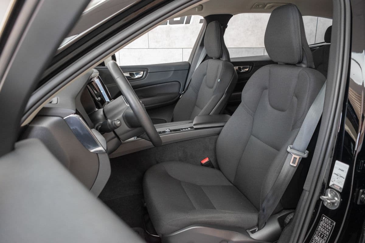 2022 Volvo XC60 - 10