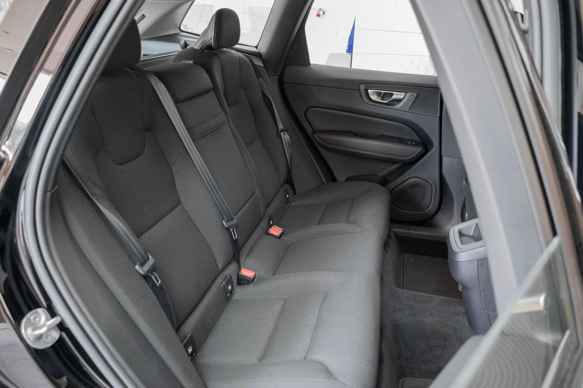 2022 Volvo XC60 - 12
