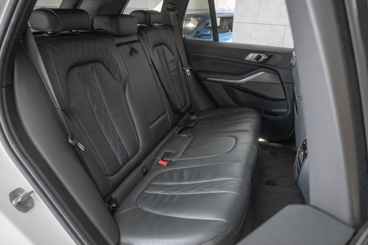 2019 BMW X5 - 15
