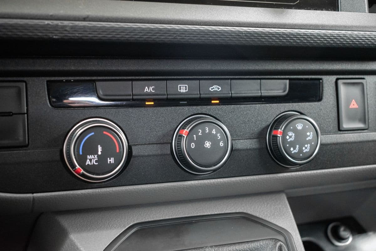 2022 Volkswagen CARAVELLE - 18