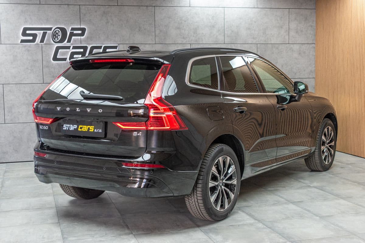 2020 Volvo XC60 - 6