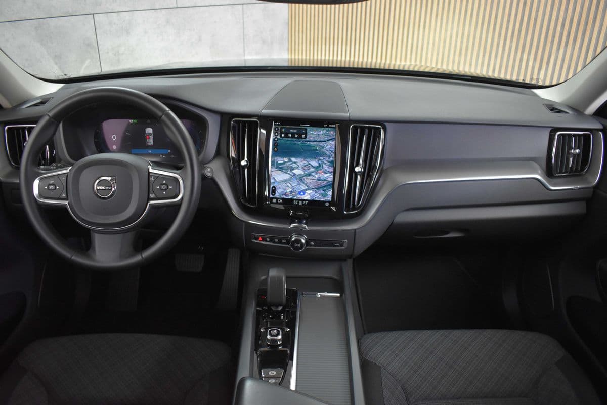 2020 Volvo XC60 - 8