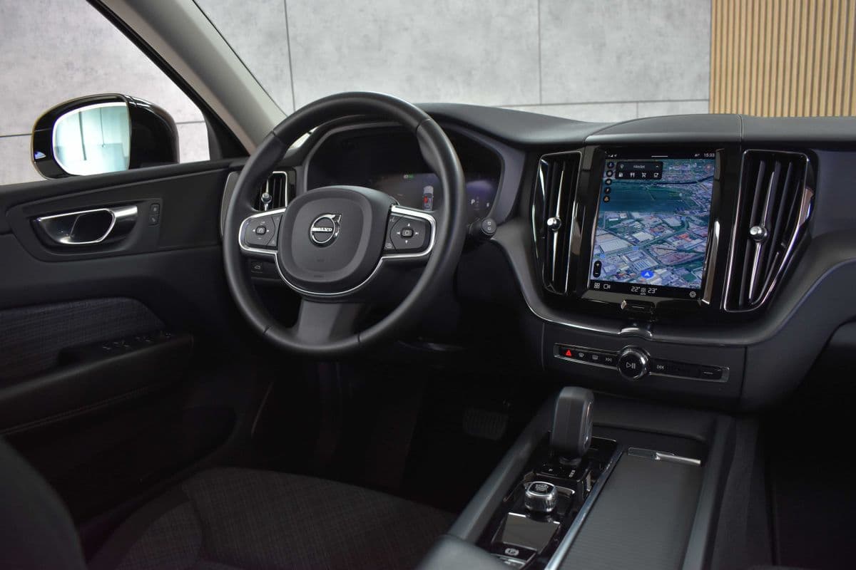 2020 Volvo XC60 - 9