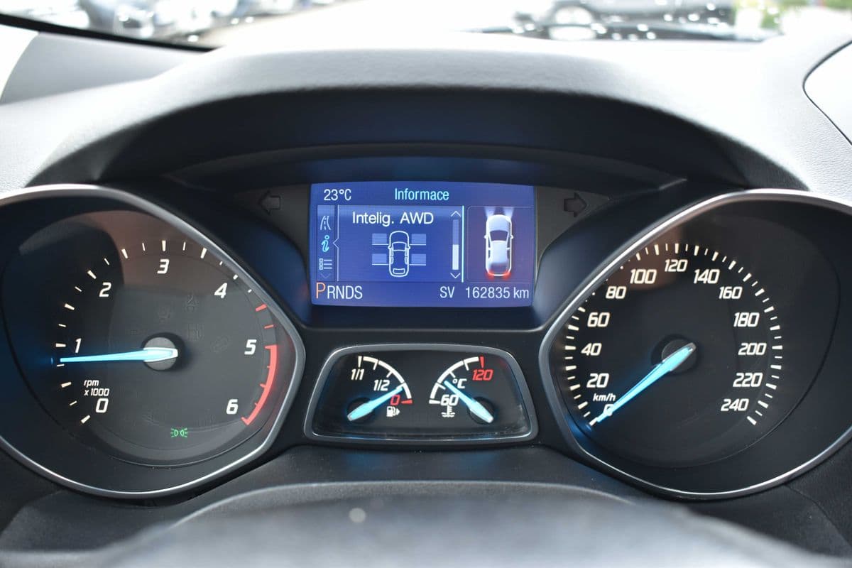 2013 Ford KUGA - 16