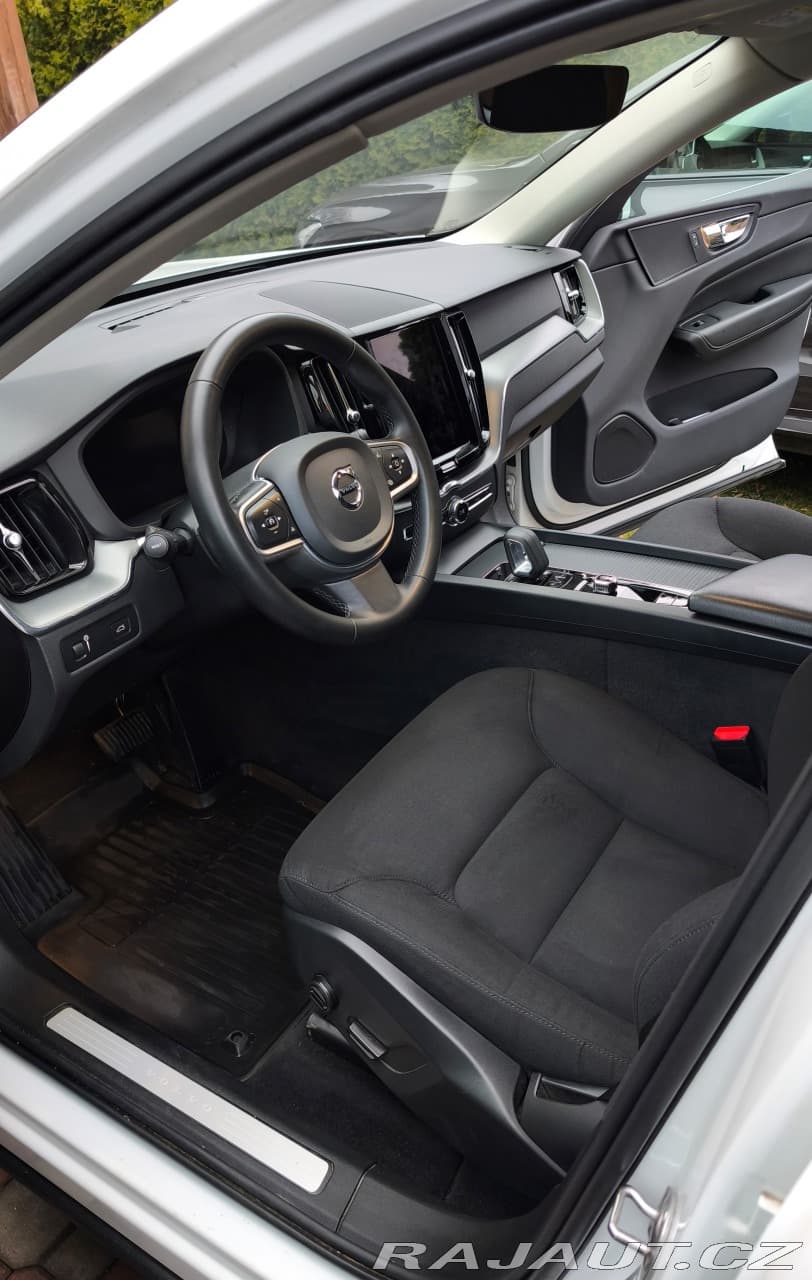 2022 Volvo XC60 - 10