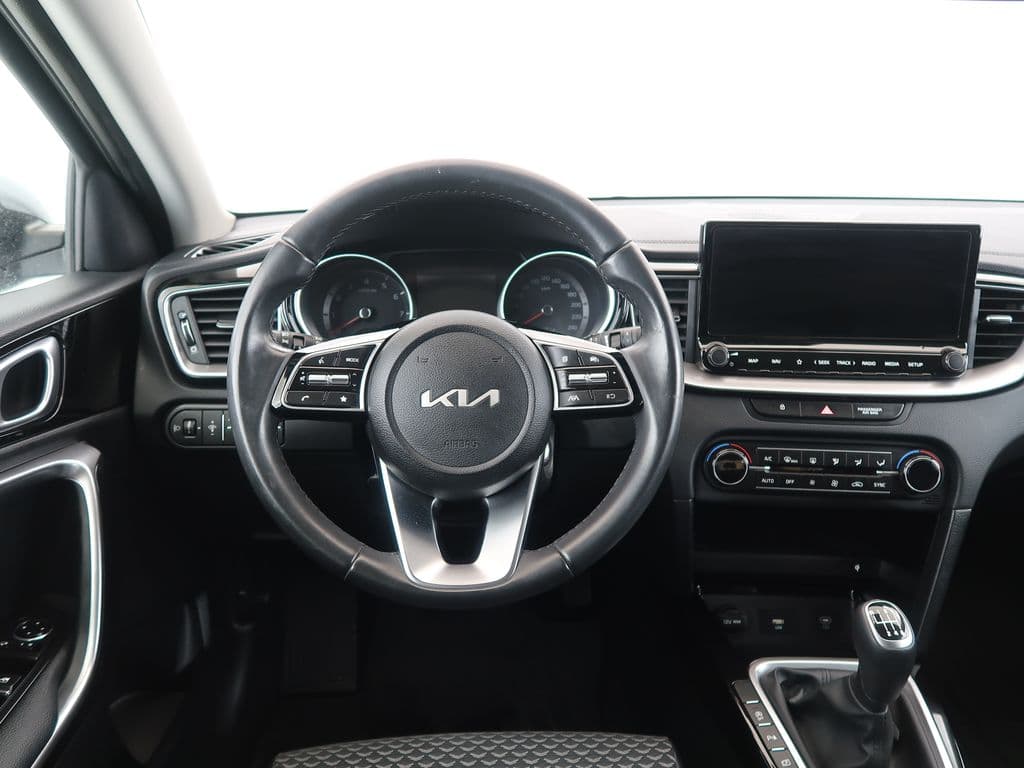 2023 Kia XCEED - 15
