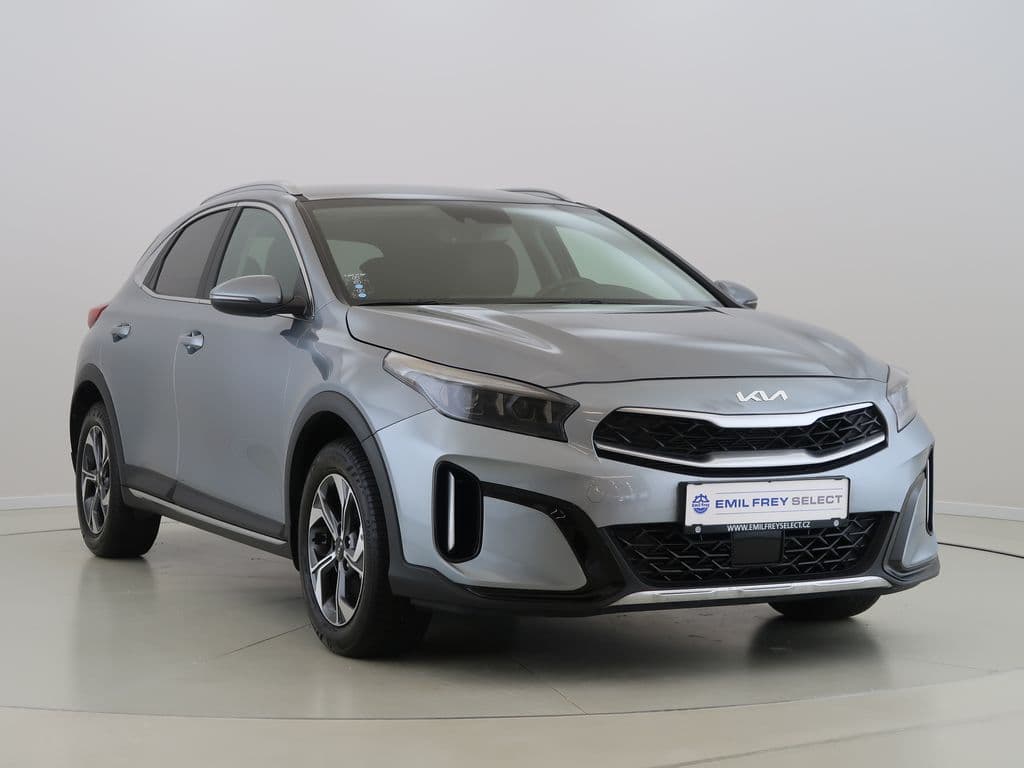 2023 Kia XCEED - 3